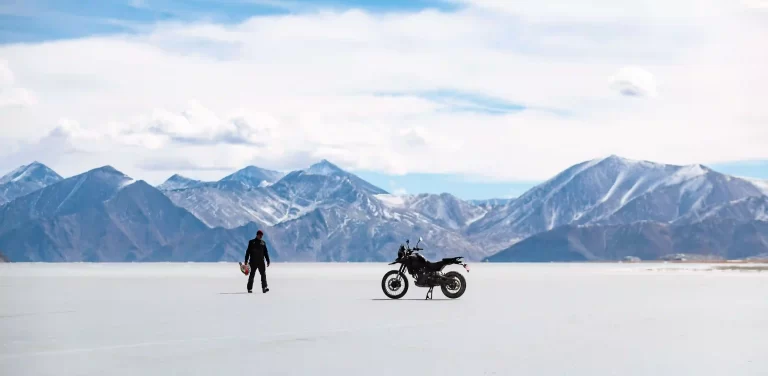 Royal Enfield Himalayan 452 in the Frozen North